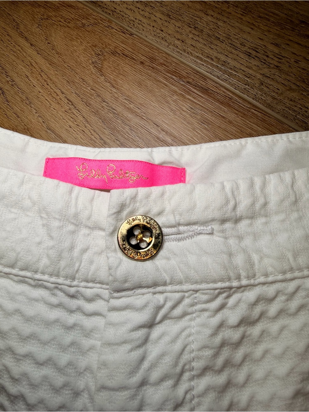 Lilly Pulitzer Buttercup Scalloped Shorts White Size 10 Preppy Jacquard Preppy - Picture 3 of 13